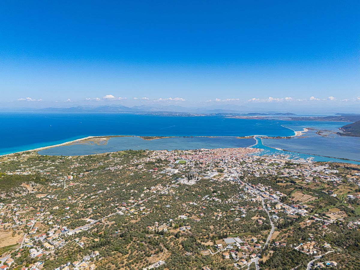Lefkada (city) - Wikipedia