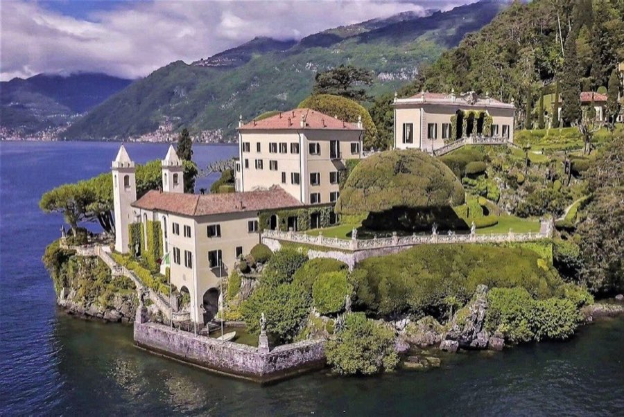 La Villa del Balbianello vue depuis le lac de Côme, à Lenno